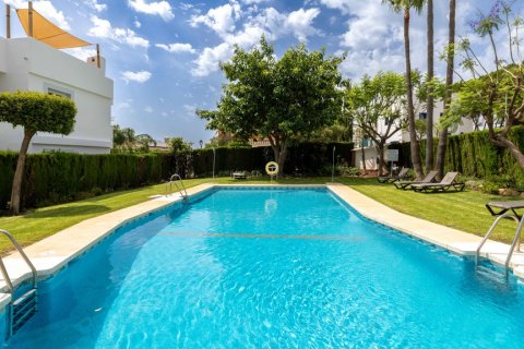 Apartment for sale Marbella, Malaga, Spain 3 bedrooms, 111.43 sq.m. No. 124755 - photo 1