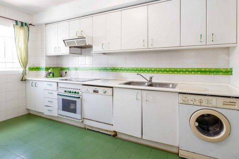 Apartment for sale Marbella, Malaga, Spain 3 bedrooms, 111.43 sq.m. No. 124755 - photo 12
