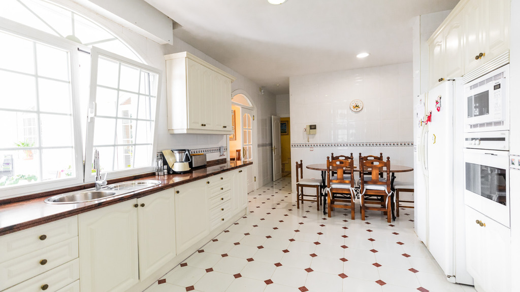 Villa in Dominio de Fontenebro, Madrid, Spain 5 bedrooms, 780 sq.m. No. 124750