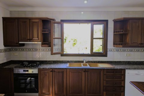 Finca for rent Cas Concos Des Cavaller, Mallorca, Spain 4 bedrooms, 272 sq.m. No. 131013 - photo 8