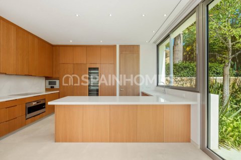 Huvila myytävänä Casares, Malaga, Espanja, 4 makuuhuonetta, 578 m2 No. 121178 - kuva 17