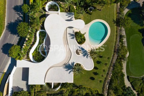 Villa for sale Casares, Malaga, Spain 4 bedrooms, 552 sq.m. No. 121178 - photo 8