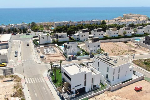 Huvila myytävänä Orihuela, Alicante, Espanja, 4 makuuhuonetta, 270 m2 No. 121177 - kuva 15
