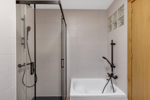 Huoneisto myytävänä Torrevieja, Alicante, Espanja, 3 makuuhuonetta,  No. 125768 - kuva 18