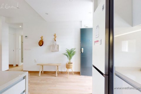 Продажа квартиры в Торревьеха, Аликанте, Испания 2 спальни, 92.69м2 №121897 - фото 2