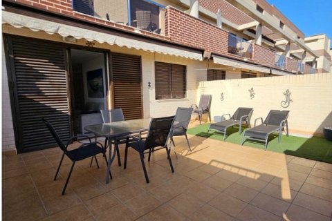 Apartment for sale Alicante, Spain 2 bedrooms, 70 sq.m. No. 124841 - photo 1