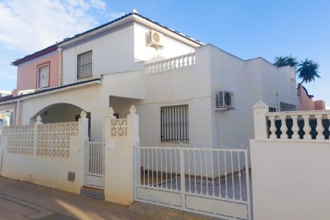 Villa in vendita Torrevieja, Alicante, Spagna 3 camere da letto, 85 mq. N° 124842 - foto 1