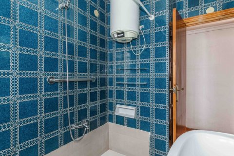 Lägenhet till salu Sevilla, Seville, Spanien 3 sovrum, 99 kvm. Nr. 120229 - foto 23