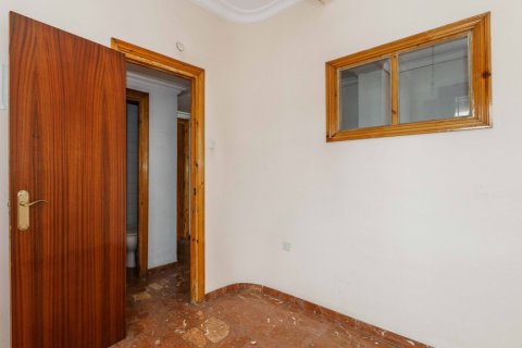 Lägenhet till salu Sevilla, Seville, Spanien 3 sovrum, 99 kvm. Nr. 120229 - foto 26