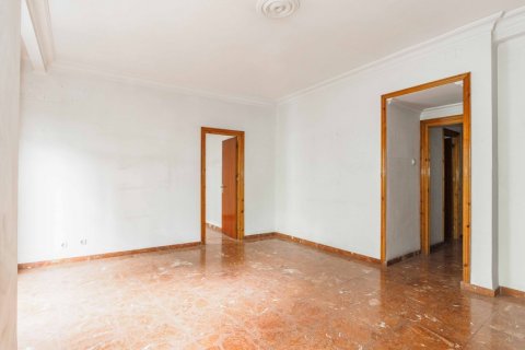 Lägenhet till salu Sevilla, Seville, Spanien 3 sovrum, 99 kvm. Nr. 120229 - foto 3