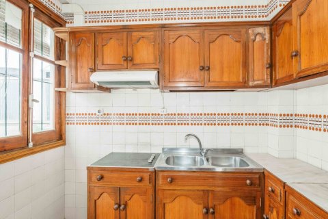 Lägenhet till salu Sevilla, Seville, Spanien 3 sovrum, 99 kvm. Nr. 120229 - foto 18