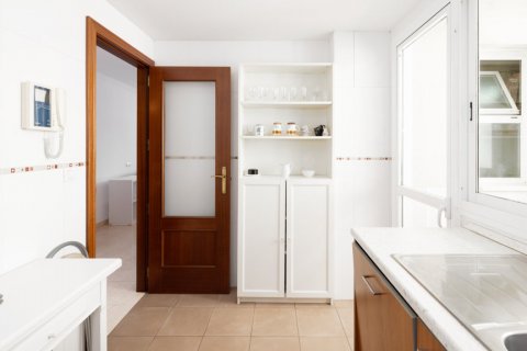 Apartment for sale Estepona, Malaga, Spain 2 bedrooms, 83 sq.m. No. 120232 - photo 17