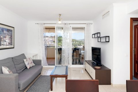 Apartment for sale Estepona, Malaga, Spain 2 bedrooms, 83 sq.m. No. 120232 - photo 9