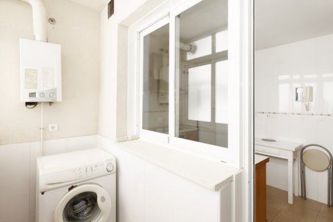 Apartment for sale Estepona, Malaga, Spain 2 bedrooms, 83 sq.m. No. 120232 - photo 18