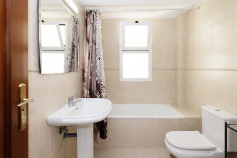 Apartment for sale Estepona, Malaga, Spain 2 bedrooms, 83 sq.m. No. 120232 - photo 24