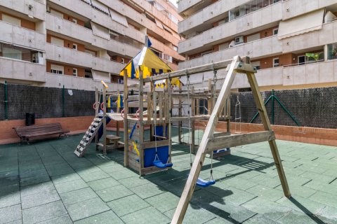 Apartment for sale Estepona, Malaga, Spain 2 bedrooms, 83 sq.m. No. 120232 - photo 2