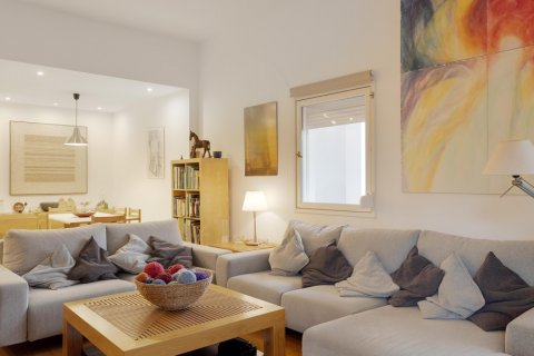 Apartment for rent Malaga, Spain 2 bedrooms, 85 sq.m. No. 120234 - photo 10