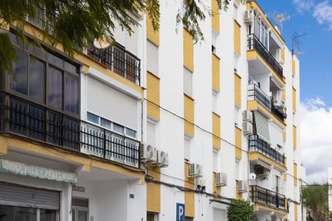 Продажа квартиры в Сан-Педро-Алькантара, Малага, Испания 3 спальни, 82м2 №120231 - фото 3