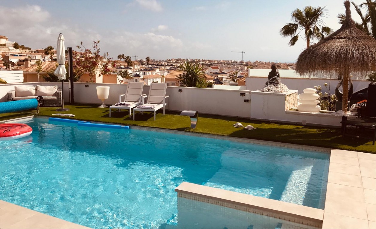 Huvila Ciudad Quesada, Alicante, Espanja 6 makuuhuonetta, 215 m2 No. 128944