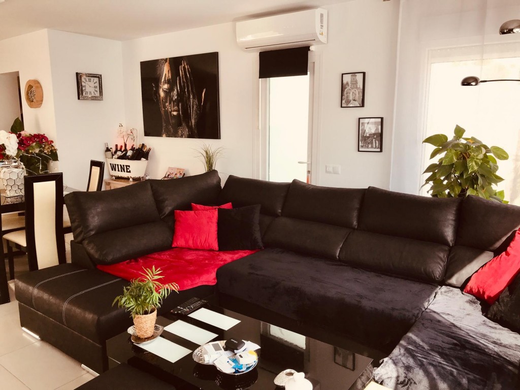 Huvila Ciudad Quesada, Alicante, Espanja 6 makuuhuonetta, 215 m2 No. 128944