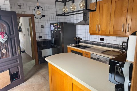 Māja pārdošanā Bigastro, Alicante, Spānijā 4 istabas, 221 m2 Nr. 128885 - attēls 8