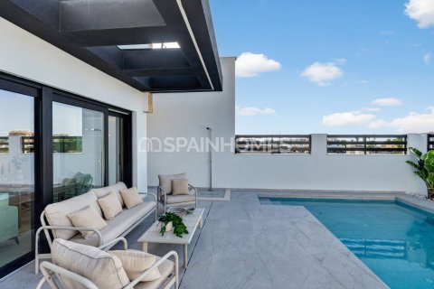 Продажа виллы в Торревьеха, Аликанте, Испания 3 спальни, 115м2 №131080 - фото 3