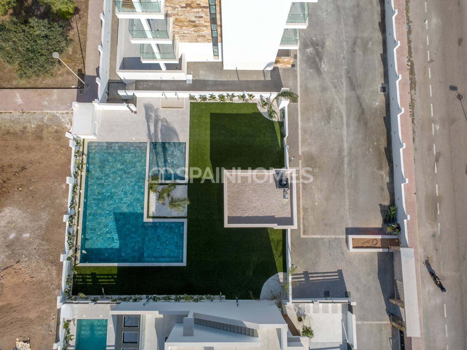 Villa in Torrevieja, Alicante, Spain 3 bedrooms, 115 sq.m. No. 131080
