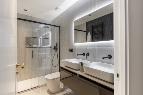 Appartamento in vendita Madrid, Spagna 3 camere da letto, 205 mq. N° 122742 - foto 28