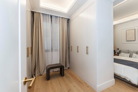 Appartamento in vendita Madrid, Spagna 3 camere da letto, 205 mq. N° 122742 - foto 24