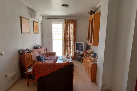 Apartamento en venta Torrevieja, Alicante, España 3 dormitorios, 100 m2 No. 124901 - foto 7
