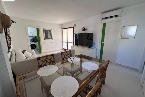 Apartment for rent Valencia, Spain 2 bedrooms, 68 sq.m. No. 129544 - photo 9