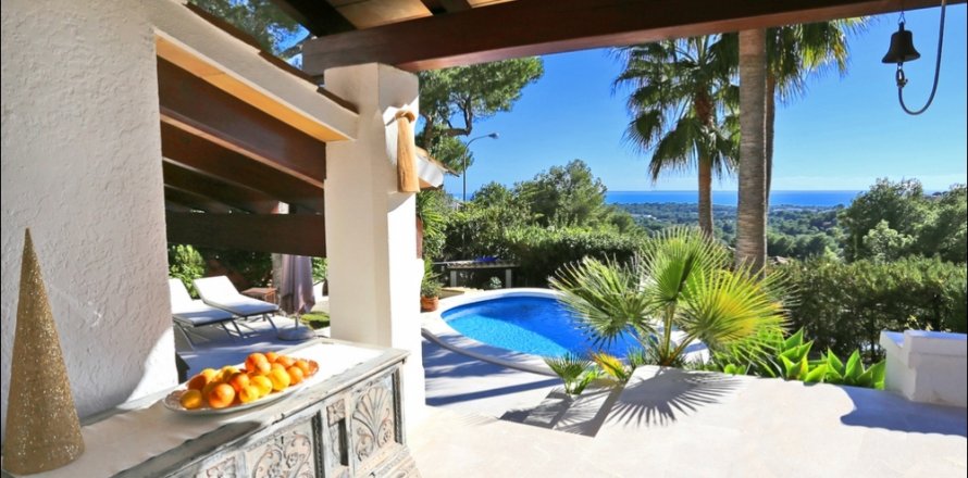 Villa Bendinat, Mallorca, Spanien 5 sovrum, 400 kvm. Nr. 129537