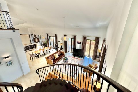 Villa for sale Dolores, Alicante, Spain 4 bedrooms, 425 sq.m. No. 131710 - photo 12