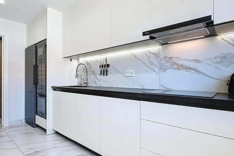 Apartment for sale in San Pedro del Pinatar, Murcia, Spain 2 bedrooms, 85 sq.m. No. 131712 - photo 5