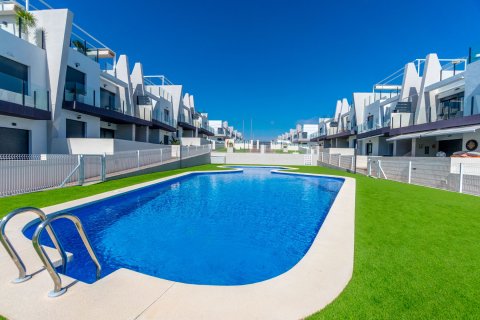 Apartment à vendre San Miguel de Salinas, Alicante, Espagne, 2 chambres, 65 m2 No. 125361 - photo 1