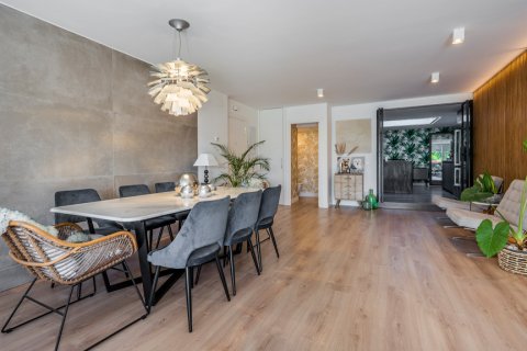 Продажа квартиры в Мадрид, Испания 3 спальни, 210м2 №122516 - фото 11