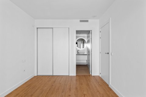 Huoneisto myytävänä Alicante, Espanja, 2 makuuhuonetta, 80 m2 No. 125340 - kuva 9