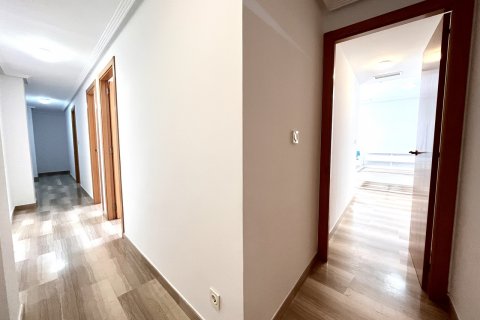 Wohnung zum Verkauf Santa Pola, Alicante, Spanien 4 Schlafzimmer, 127 m2 Nr. 125339 - Foto 18
