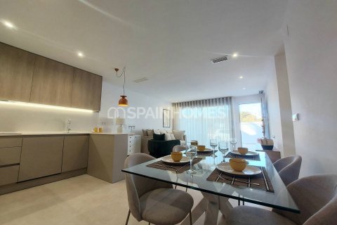 Продажа виллы в Сан-Педро-дель-Пинатар, Мурсия, Испания 3 спальни, 140м2 №120762 - фото 16