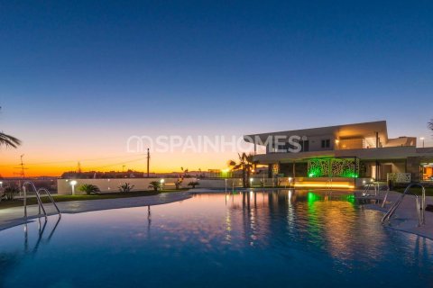Penthouse à vendre Fuengirola, Malaga, Espagne, 3 chambres, 125 m2 No. 120757 - photo 1