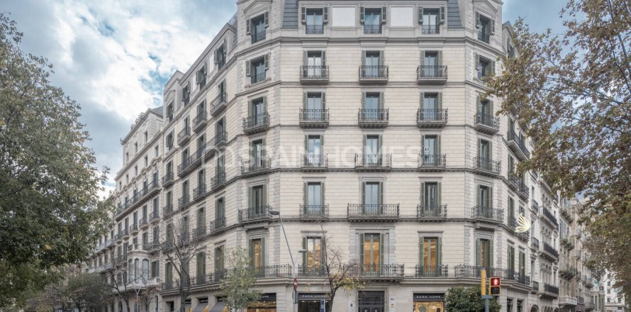 Huoneisto Barcelona, Espanja 2 makuuhuonetta, 101 m2 No. 120763