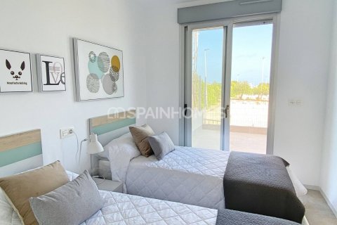 Apartment for sale Torrevieja, Alicante, Spain 3 bedrooms, 69 sq.m. No. 122461 - photo 10