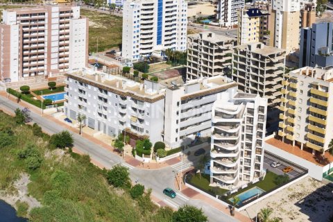 Kattohuoneisto myytävänä Guardamar del Segura, Alicante, Espanja, 3 makuuhuonetta, 91 m2 No. 122464 - kuva 13