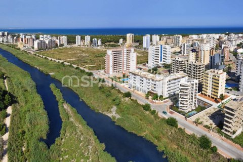 Kattohuoneisto myytävänä Guardamar del Segura, Alicante, Espanja, 3 makuuhuonetta, 91 m2 No. 122464 - kuva 23