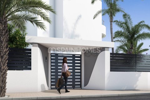 Kattohuoneisto myytävänä Guardamar del Segura, Alicante, Espanja, 3 makuuhuonetta, 91 m2 No. 122464 - kuva 21
