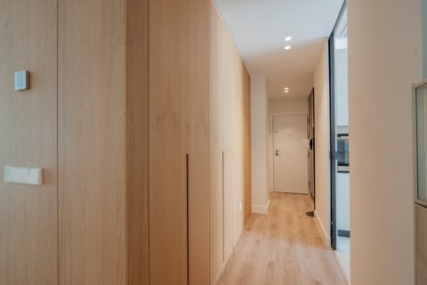 Аренда квартиры в Севилья, Испания 2 спальни, 90м2 №121873 - фото 18