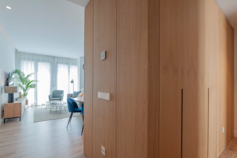Аренда квартиры в Севилья, Испания 2 спальни, 90м2 №121873 - фото 17