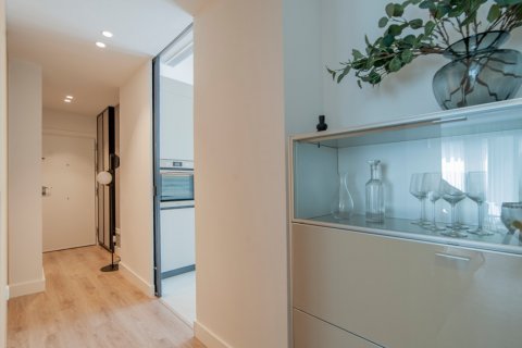 Аренда квартиры в Севилья, Испания 2 спальни, 90м2 №121873 - фото 19