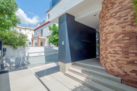 Аренда квартиры в Севилья, Испания 2 спальни, 90м2 №121873 - фото 27