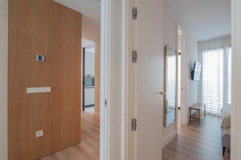 Аренда квартиры в Севилья, Испания 2 спальни, 90м2 №121873 - фото 16